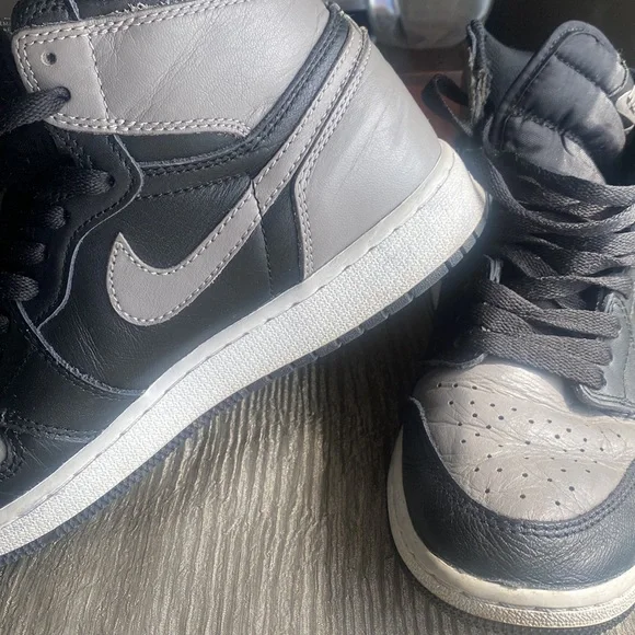 Nike Air Jordan Shoes - Picture 6 of 9